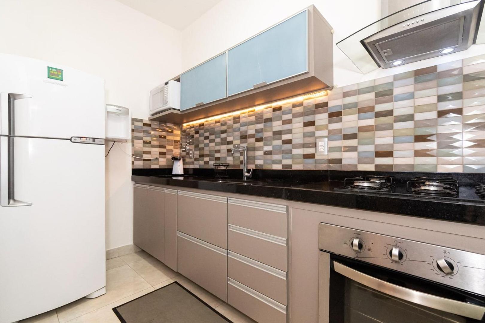 Apartamento 3qtos A 330m Da De Copacabana | Re 253/103 Rio de Janeiro