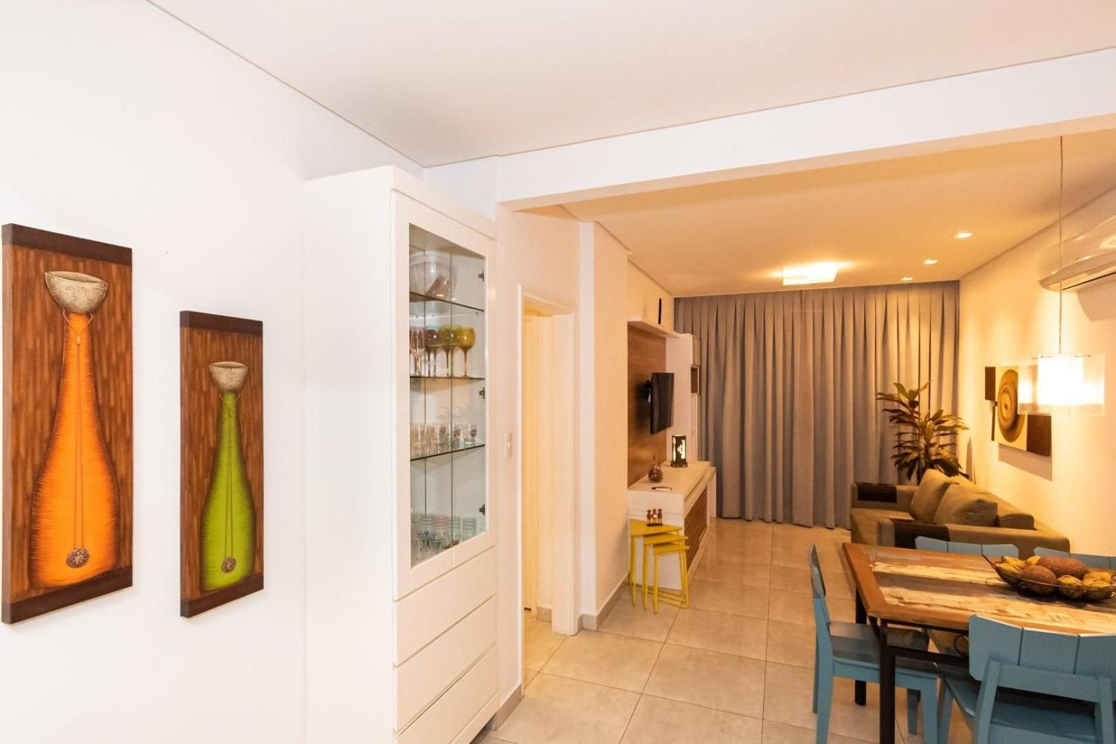 3qtos A 330m Da De Copacabana | Re 253/103 Apartamento