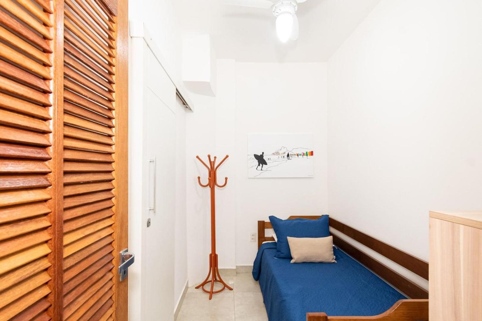 3qtos A 330m Da De Copacabana | Re 253/103 Apartamento Rio de Janeiro